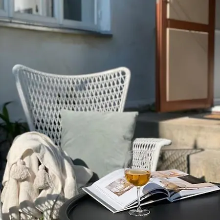 Studio Apartment Kure Kuressaare Exterior photo